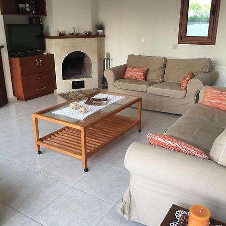 Demelida Villa In Tsada, Paphos Tsadha Eksteriør billede