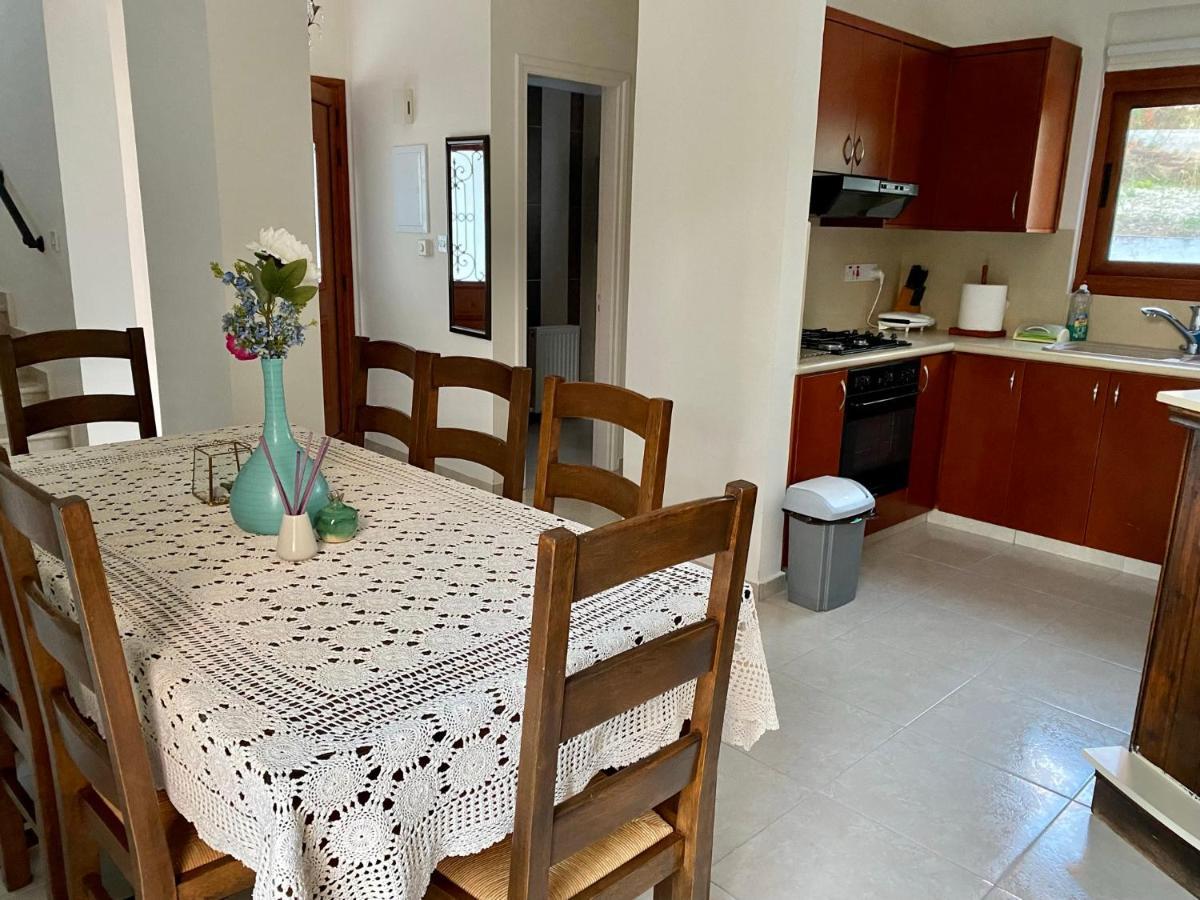 Demelida Villa In Tsada, Paphos Tsadha Eksteriør billede